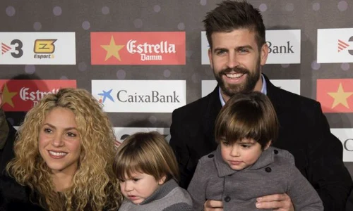 shakira pique hepta 2668504 1 jpg jpeg