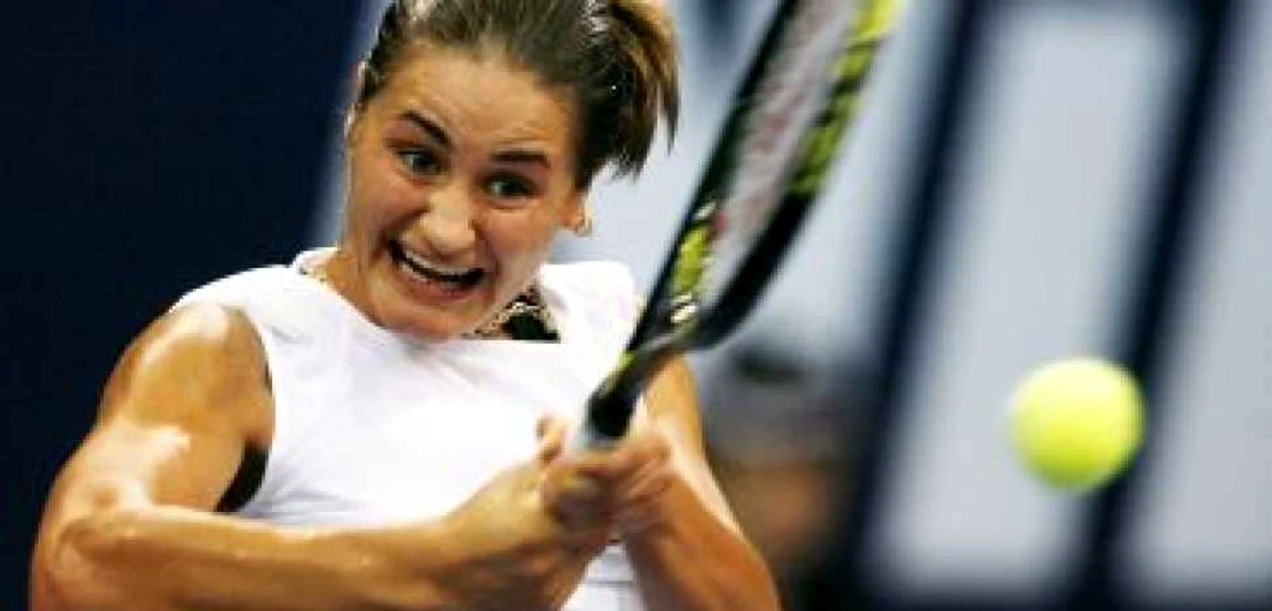 TENIS: Turneul WTA Moscova/ Niculescu - Cârstea 3-0, abandon Sorana !!!