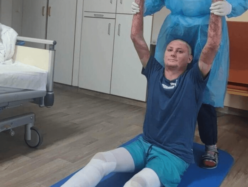 Asistentul SMURD rănit într-o explozie la Buzău a revenit la muncă. Norocul său: un an de tratamente în Germania VIDEO