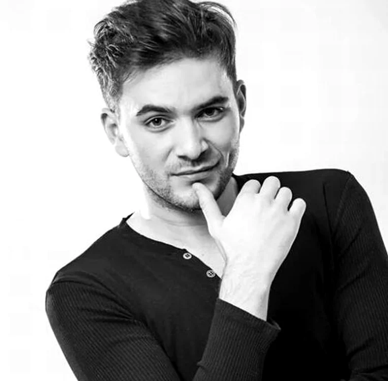 Cristi Nistor este unul dintre susţinătorii înfocaţi ai trupei Voltaj la Eurovision 2015