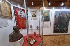 Expoziția „Între Gheorghe Gheorghiu-Dej și Nicolae Ceaușescu. Portretul comunist în colecțiile Muzeului Municipiului București”