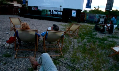 "Cinema în aer liber"   între 10 iulie şi 16 septembrie, în mai multe oraşe din ţară jpeg