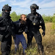 dorel moldovan, evadatul din baia mare foto politia romana png