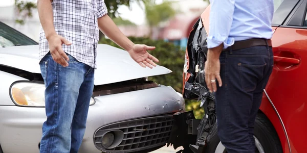 Accident - asigurare - polita RCA FOTO Shutterstock 
