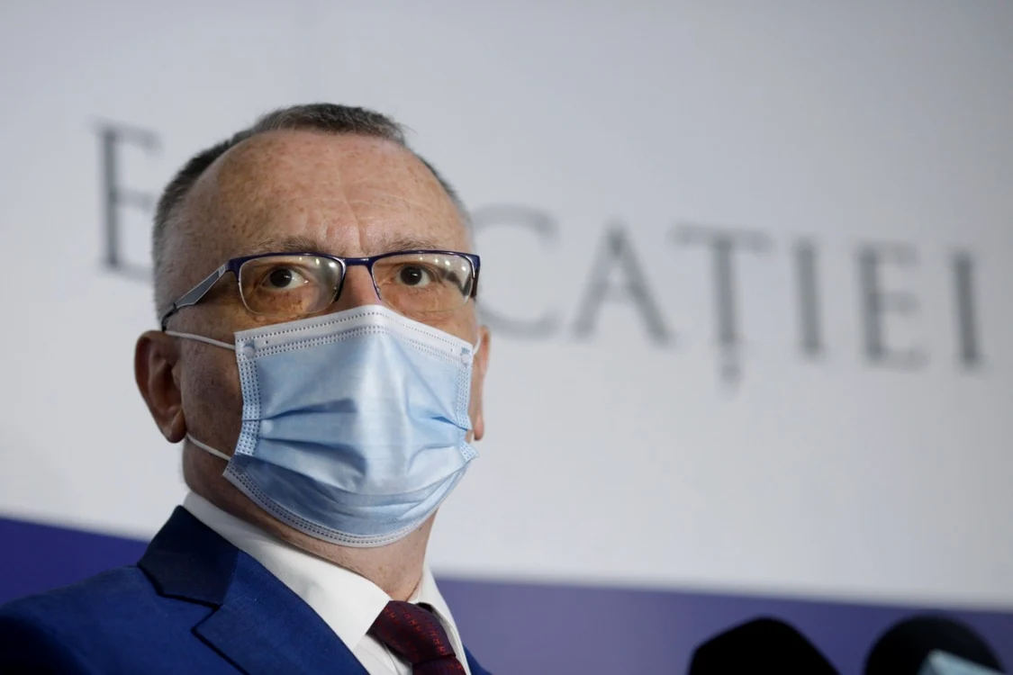 Cîmpeanu a subliniat că interesul elevilor este de a învăţa şi în România avem una dintre cele mai scurte durate ale anului şcolar FOTO Inquam Photos / George Calin