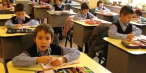 Părinţii vor cheltui mai mult pentru bunăstarea micilor şcolari.