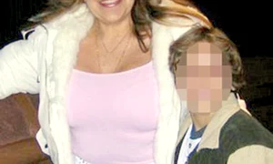 Fotografiile cu Mildred Baena  şi fiul ei Jacob au ţinut prima  pagină a ziarelor anul trecut jpeg