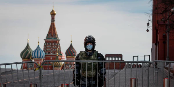 soldat rus piata rosie gard moscova foto epa efe jpg