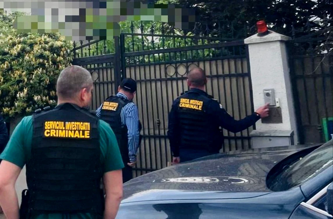 Perchezitie efectuată la locuința medicului. FOTO IPJ Dâmbovița
