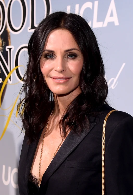 Courteney Cox GettyImages 1126652342 jpg