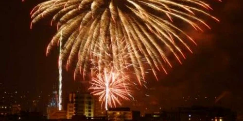 Primăria organizează revelion în 2011