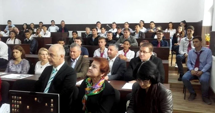 La conferinţa de lansare a proiectului au participat şi autpoităţile locale Foto:Adevărul