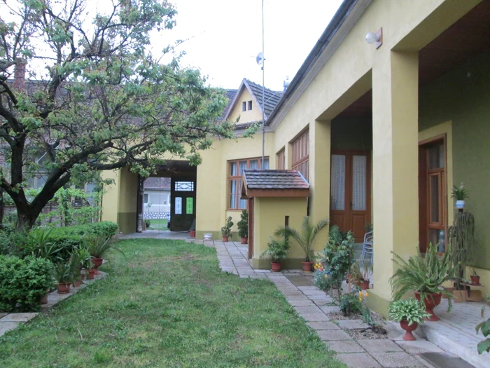 
    Casa ridicată de familia Hammes are şapte camereFoto: "Adevărul"  