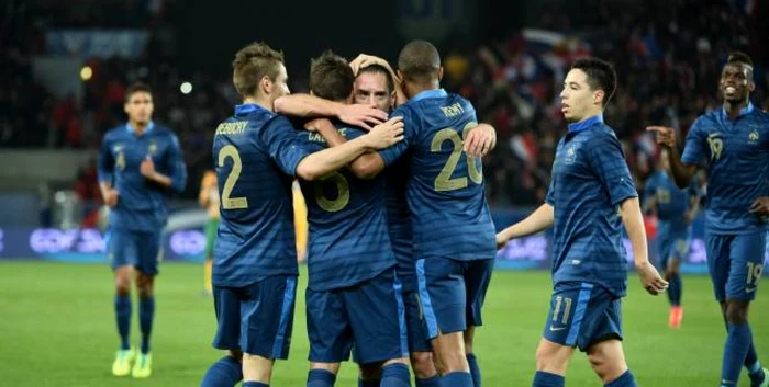 Jucătorii Franţei se bucură după festivalul ofensiv cu Australia, scor 4-0, vineri, într-un amical. FOTO: L'Equipe