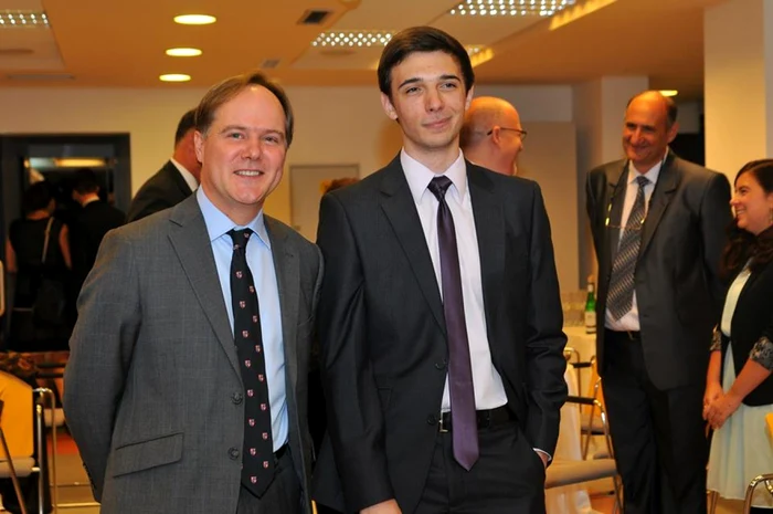ambasador martin harris