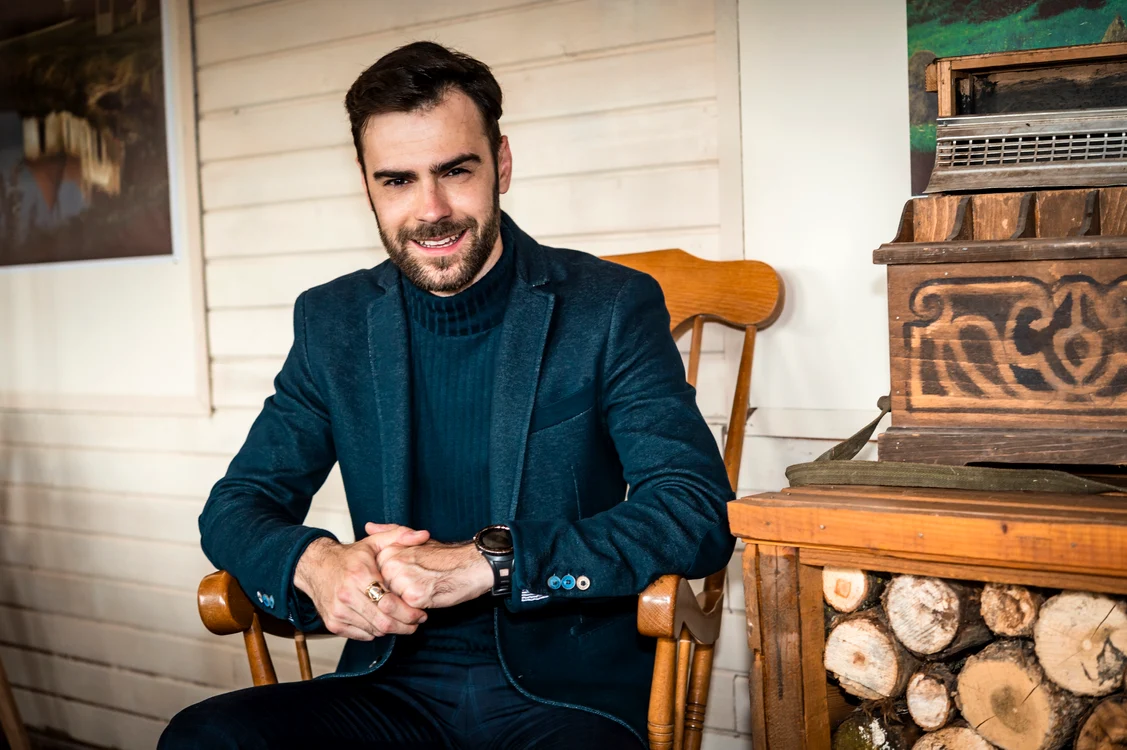Denis Hanganu, actor în serialul „Clanul”