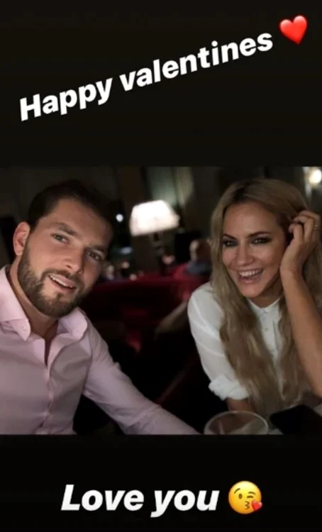 Imaginea publicată de iubitul lui Caroline, Lewis, înainte cu o zi ca aceasta să se sinucidă