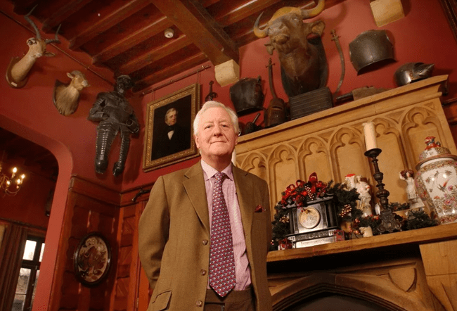 Un aristocrat britanic își caută soție. Oferă 50.000 de lire sterline, dar are o listă cu pretenții cam ciudate