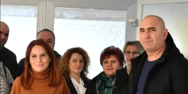 Banii au fost inmanati asociatiei Un cuore un mondo FOTO Rotalianul jpeg