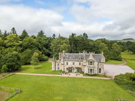 castelul wardhill din scotia (1) jpeg