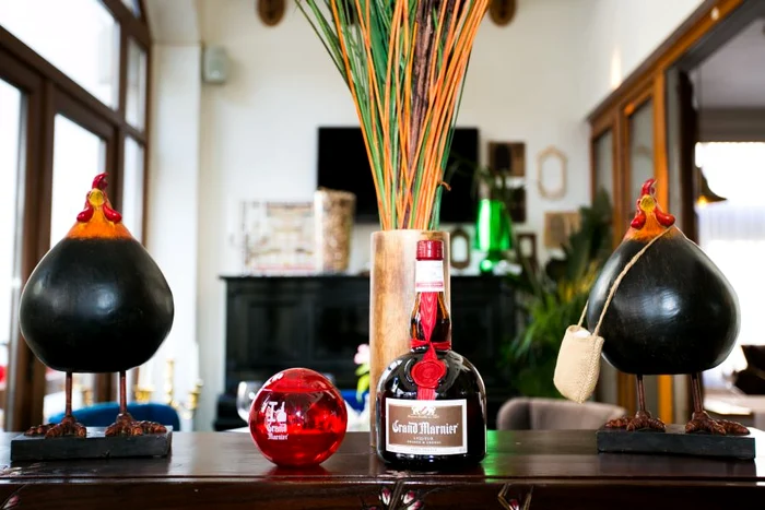 Chef Nicolas Boussin, unul dintre cei mai renumiți patiseri din lume, a revenit la București pentru a prepara deserturi franțuzești originale, pregătite cu Grand Marnier