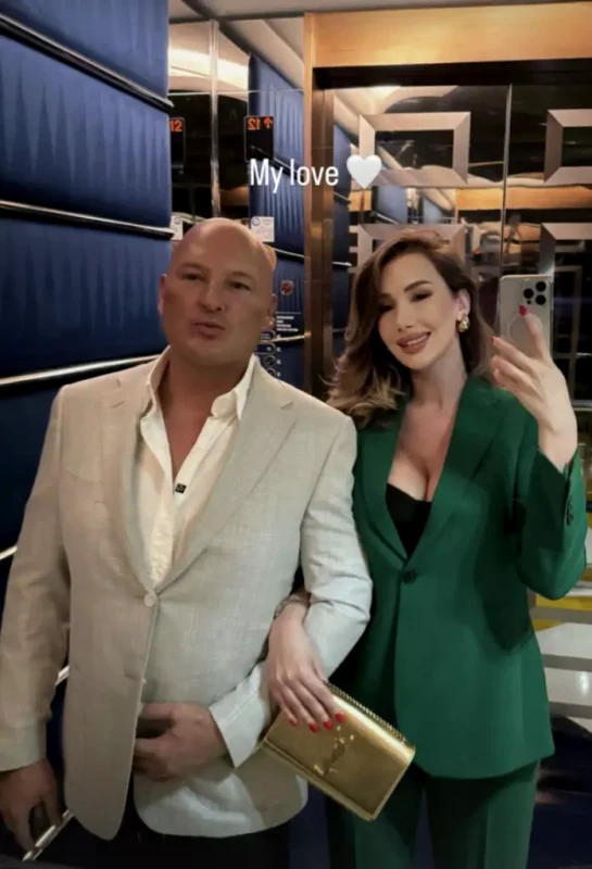 Cei doi se află acum în vacanță în Dubai. Sursă: Instagram