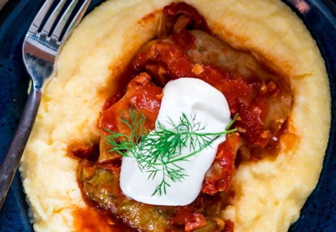 
    Prepara pentru zilele de post o oală cu sarmale de ciuperci și nici nu-ti vei da seama ca nu au carne.clickpoftabuna.ro  