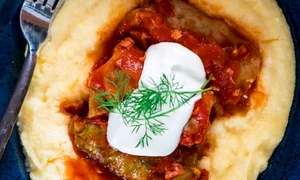 sarmale cu ciuperci in sos de rosii 580x400 jpeg