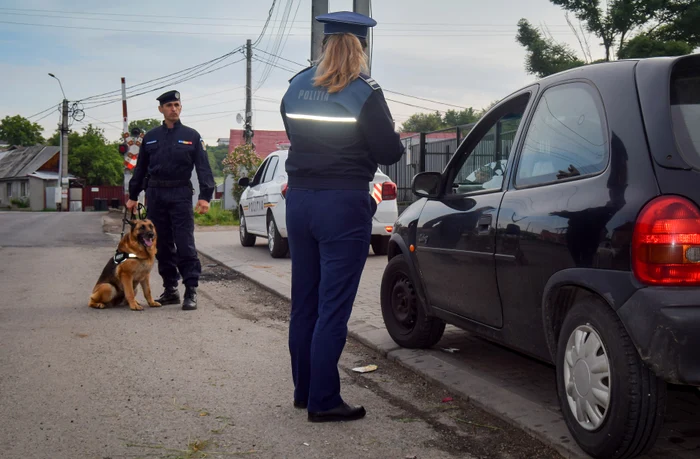 Poliția a intervenit pentru aplanarea unui scandal FOTO Adevărul