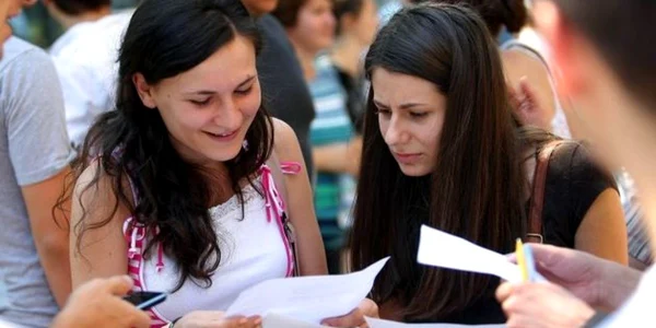 Cei mai mulţi elevi care au promovat examenul la Olt au obţinut medii între 6 şi 7