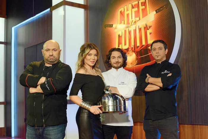 
    Din 7 martie, la Antena 1, sexoasa  Gina Pistol va prezenta emisiunea  “Chefi la cuţite”, alături de cei trei  chefi de temut: Cătălin Scărlătescu,  Florin Dumitrescu şi Sorin Bontea   