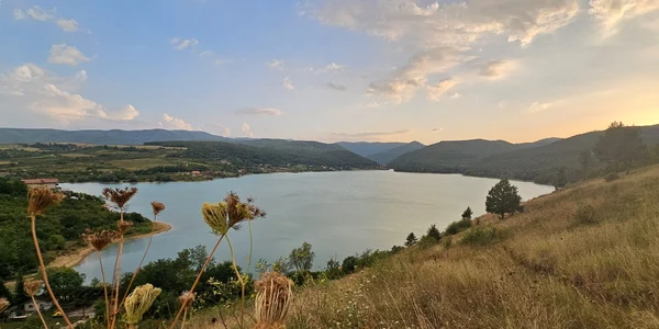 Lacul Cinciș din Hunedoara  Foto Daniel Guță (1) jpg