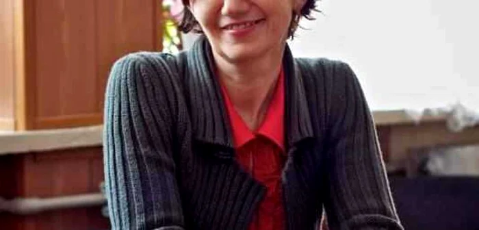 Doamna profesoară Alexandra Sfîrlogea are nevoie urgent de o operaţie