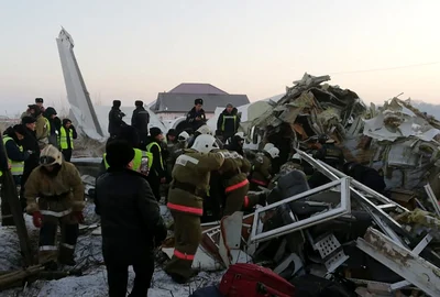 Avion cu 100 de persoane la bord prăbuşit în Kazahstan lângă aerportul Almaty FOTO Profimedia