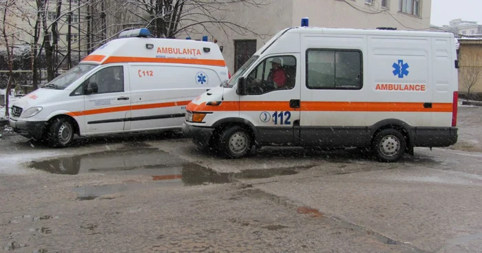 Medicii de pe ambulanţă au fost suprasolicitaţi de Crăciun