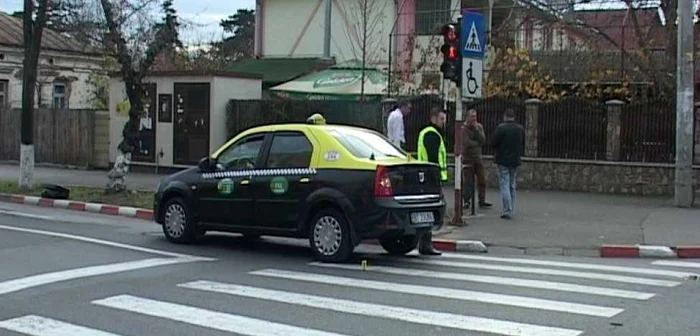 Poliţiştii au ajuns la locul accidentului FOTO botosaninecenzurat