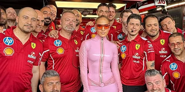 jennifer lopez ferrari jpg