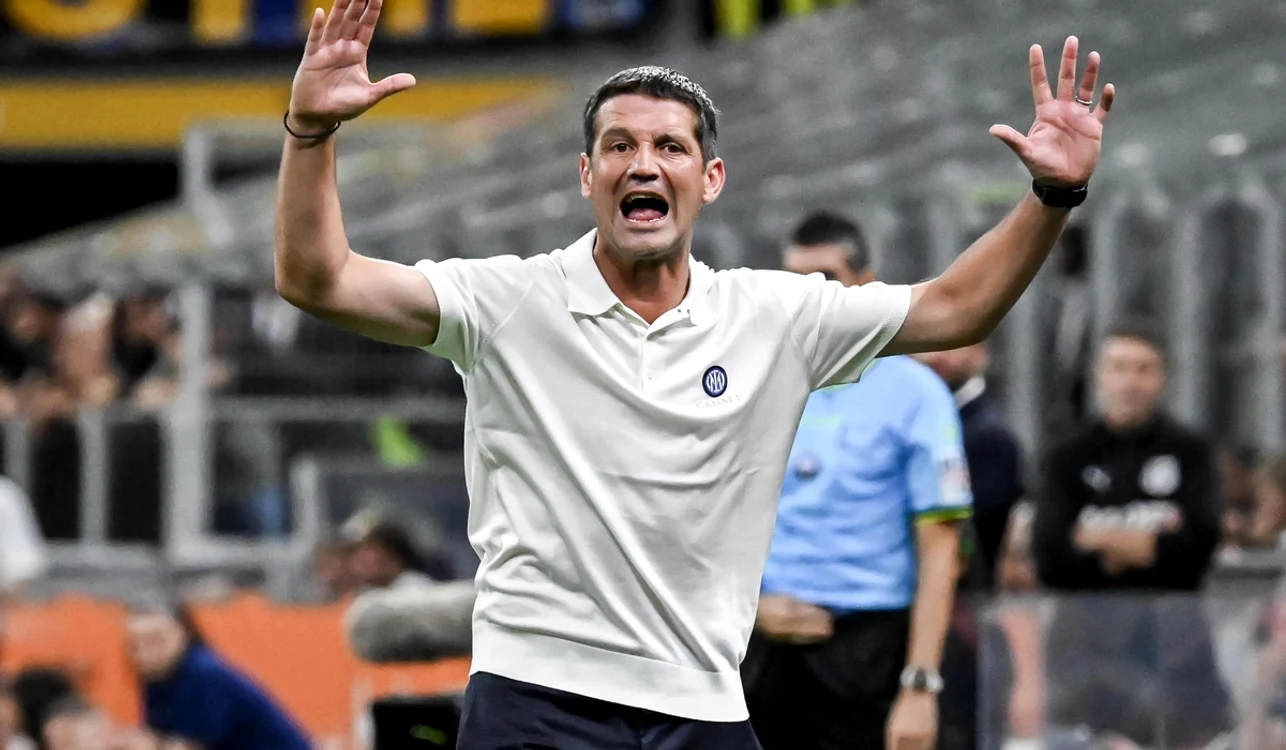 Cristi Chivu perseverează la Inter (FOTO: EPA)