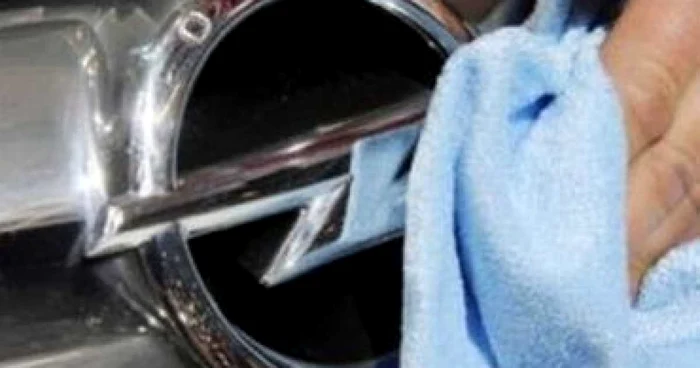 GM continuă negocierile pentru soarta Opel