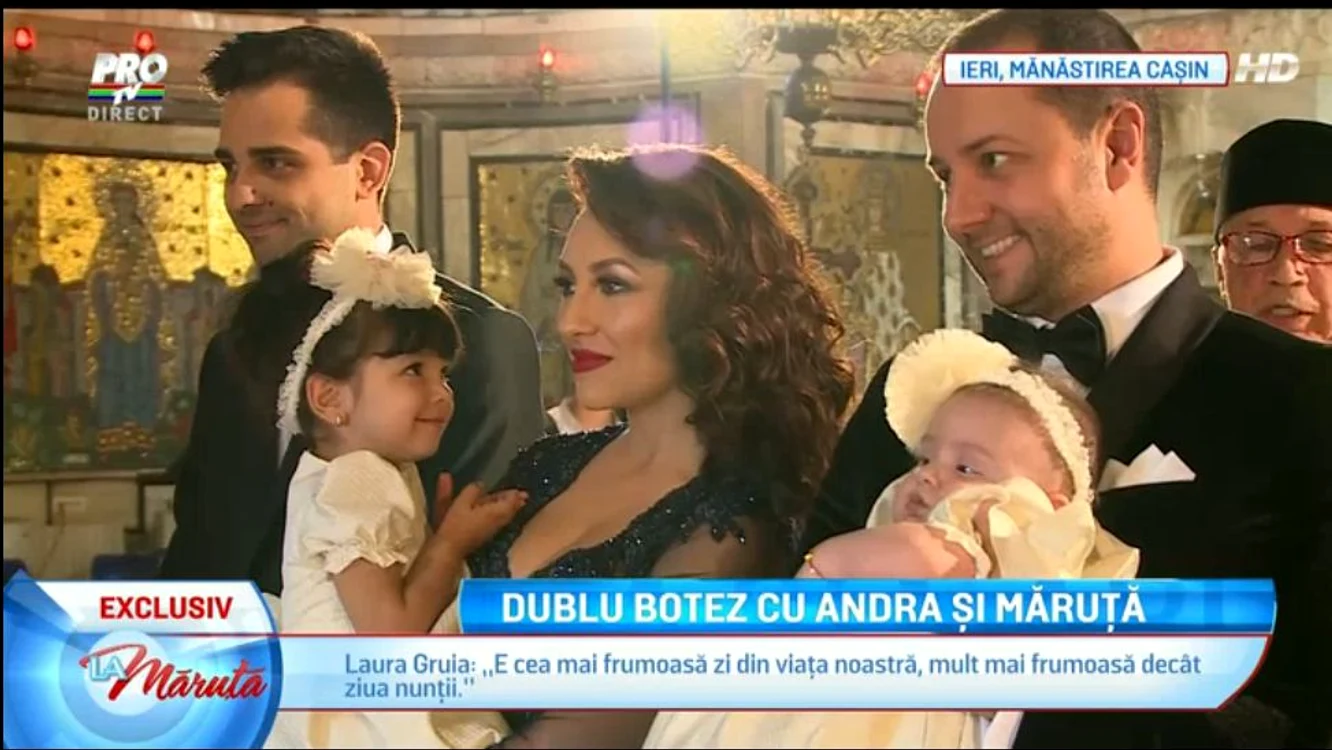 Naşul şi-a ţinut în braţe finuţa pe parcursul ceremoniei