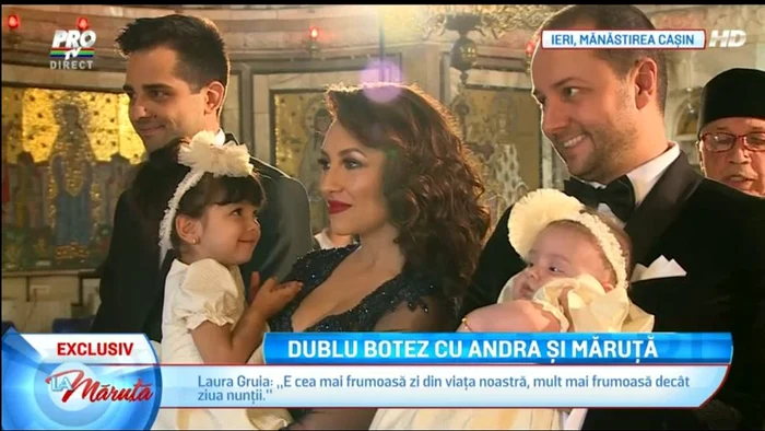 Naşul şi-a ţinut în braţe finuţa pe parcursul ceremoniei