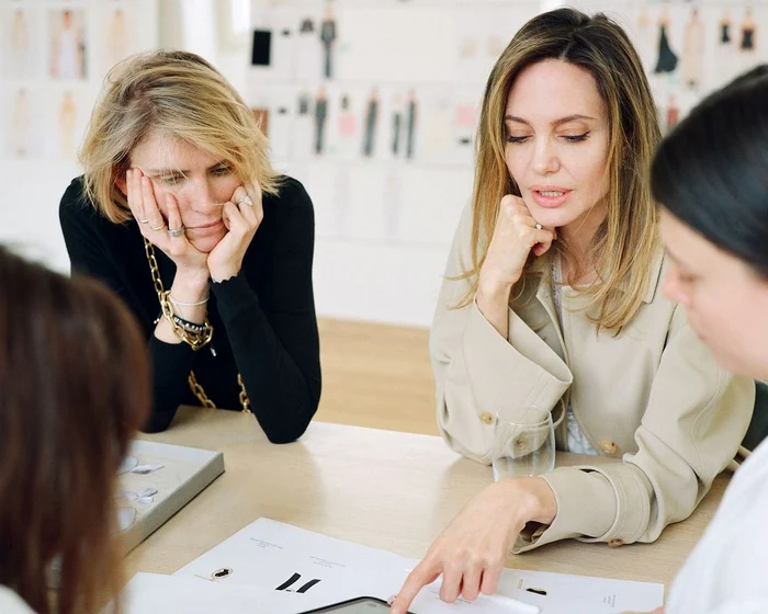 Angelina Jolie, colaborare Chloe, Instagram jpg