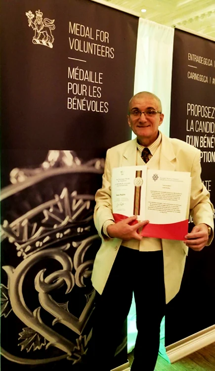 Vania Atudorei a primit respectul reginei. FOTO Arhivă personală