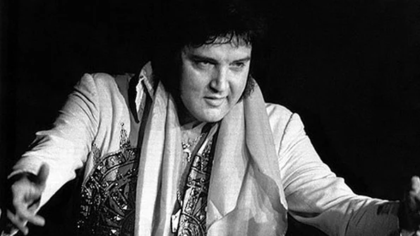 Calendar 16 august: 1977   A murit cântărețul Elvis Presley, „Regele Rock 'n' Roll ului” jpeg