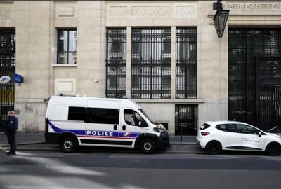 atentat terorist dejucat in fata bank of america in paris FOTO: X/@DailyNewsJustIn