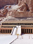 Templul reginei Hatshepsut de la Luxor (© Andrea Piroddi / Wikimedia Commons)