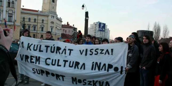 Protest impotriva inchiderii unui club din Oradea