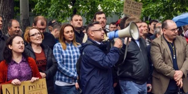 protest chisinau foto eugen kanskii voa facebook