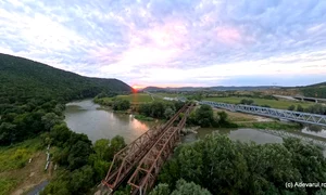 Calea ferată Simeria Arad, Poduri peste Mureș, zona Brănișca  Foto Daniel Guță ADEVĂRUL (11) jpg