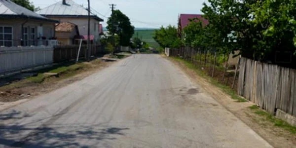 Drumuri reparate, lucrări neplătite